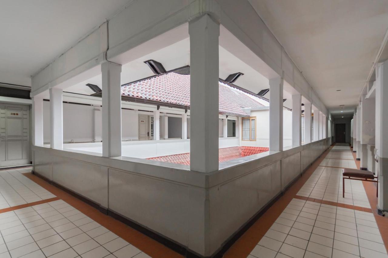 Koolkost Near Station *